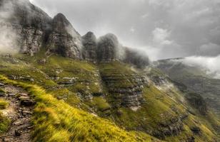 drakensberg bergen i söder afrika foto