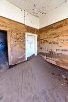 spöke stad kolmanskop, namibia foto