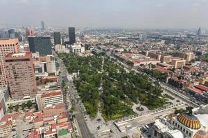 antenn se av alameda central och de palats av bra konst i mexico stad, Mexiko. foto