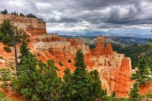 agua kanjon i bryce kanjon nationell parkera i utah, förenad stater. foto