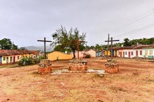 färgrik traditionell hus i de kolonial stad av trinidad i Kuba, en unesco värld arv webbplats. foto