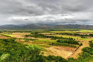 panorama- se över de fält av trinidad, kuba. foto