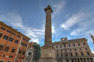 marcus aurelius kolumn - rom, Italien foto