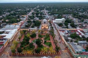 merida, mexico - Maj 24, 2021 - katedral av san gervasio, en historisk kyrka i valladolid i de yucatan halvö av Mexiko. foto