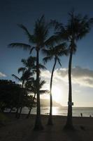 solnedgång över hanalei bukt, kauai foto