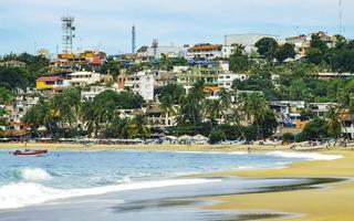 puerto escondido oaxaca mexico 2022 fiske båtar på de hamn strand i puerto escondido Mexiko. foto