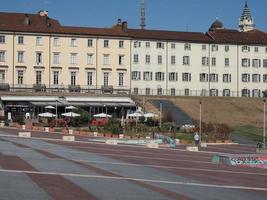 piazzale valdo fusi fyrkant i turin foto