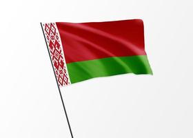 Vitryssland flagga flygande hög i de isolerat bakgrund Vitryssland oberoende dag. värld nationell flagga foto