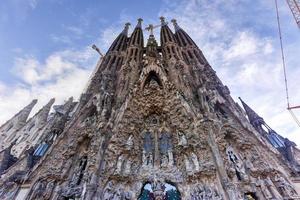 basilika tempel expiatori de la sagrada familia i barcelona, spanien, 2022 foto