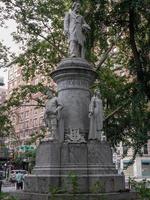 giuseppe verdi monument i verdi fyrkant parkera i ny york stad. foto