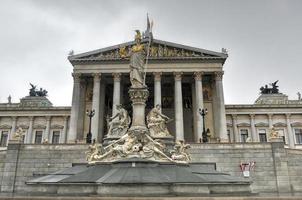 de österrikiska parlament i wien foto