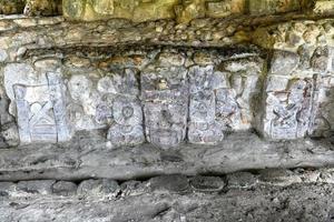 edzna är en maya arkeologisk webbplats i de norr av de mexikansk stat av campeche. foto