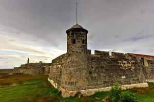 de gammal kolonial slott av san salvador de la punta, gammal Havanna, kuba foto