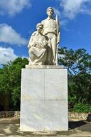 monumento al jibaro puertorriqueno är en monument byggd förbi de regering av puerto rico till hedra de puerto rican jibaro, belägen i salinas, puerto rico, 2022 foto