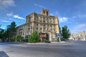 baku, azerbaijan - juli 15, 2018 - typisk lägenhet blockera byggnad i de stad av baku, azerbajdzjan. foto