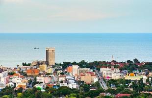 skön anlagd av hua hin stad foto