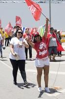 Brasilien, df, Brasilien jan 1 2023 lula supportrar rubrik ner de esplanada mot de nationell kongress för de invigning av president lula i Brasilien. foto