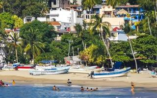 puerto escondido oaxaca mexico 2022 fiske båtar på de hamn strand i puerto escondido Mexiko. foto