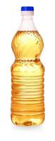 flaska med en gul olja skära ut på vit bakgrund foto