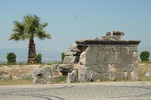 hierapolis gammal stad i pamukkale, denizli, turkiye foto