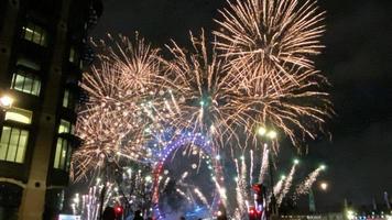 en se av de ny år eve fyrverkeri i London foto