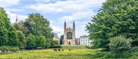 de gammal stad och universitet av Cambridge, england. foto