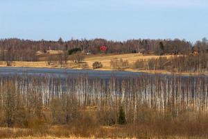 lettiska springtime landskap foto