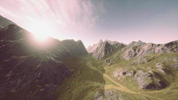 klippig berg landskap av dolomiter alps foto