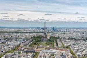 paris eiffel torn och stad se antenn landskap foto