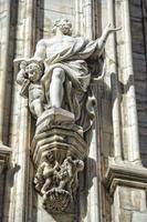 milan 2005 expo huvudstad katedral staty detalj foto