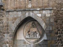 toledo de dörr av de medeltida gammal stad, Spanien foto