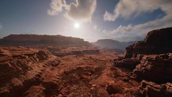 naturskön utsikt över soluppgången i grand canyon nationalpark foto