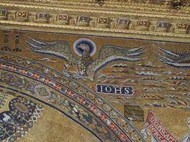 santa maria i trastevere kyrka mosaik, rom, 2022 foto