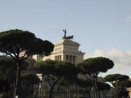 kejserlig forum fori imperiali rom byggnader på gångväg foto