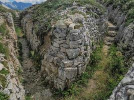 montera piana dolomiter bergen först värld krig banor dike rävhål foto