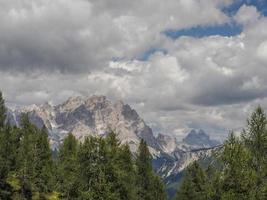 croda berg ovan cortina di ampezzo i dolomiter foto