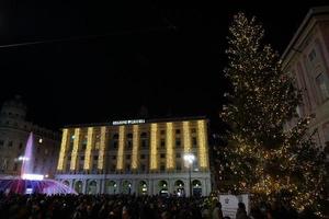 genua, Italien - december, 8 2018 - jul firande början med de längst ljus upplyst gångväg i de värld foto