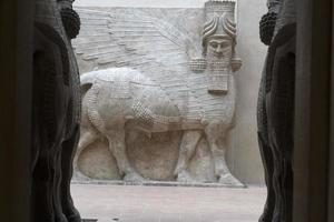 gammal babylonia och assyrien skulptur från mesopotamia foto