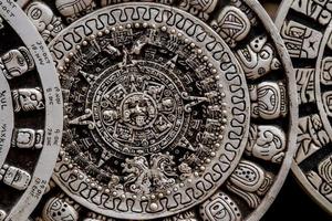 maya aztec mexikansk kalender sten foto