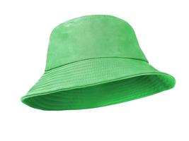 grön hink hatt isolerat på vit bakgrund foto