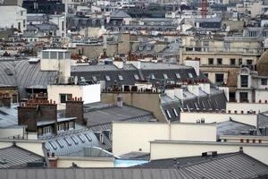 paris tak skorsten och byggnad Stadsutsikt foto