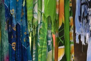 batik indonesiska silke bomull tyg vävnad för försäljning foto