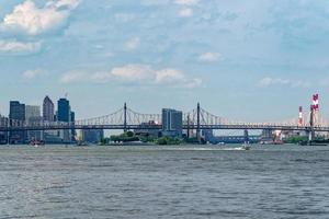 red koch queensboro bro i ny york stad foto