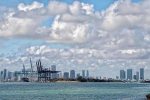 miami hamn och stadens centrum se panorama foto