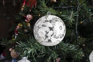 glas boll jul träd prydnad hög kvalitet hand målad foto