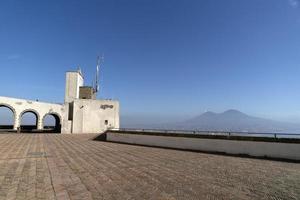 Neapel, Italien - januari 30 2020 - castel helgon elmo se foto