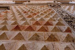 ferrara diamant palats pyramid Fasad foto
