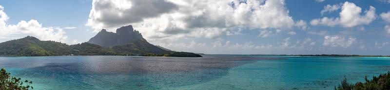 franska polynesien kokos strand kristall vatten foto