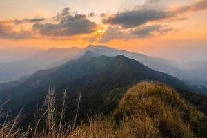 se av phu chi dao eller phu chee dao berg på chiang rai, thailand foto