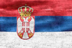 3D-illustration av en serbiens flagga - realistiskt viftande tygflagga foto